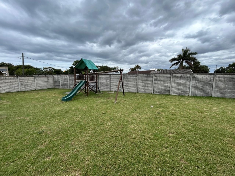 To Let 2 Bedroom Property for Rent in Gonubie Eastern Cape